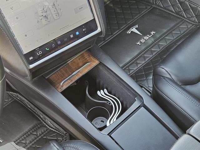 2021 Tesla Model S Long Range photo 15