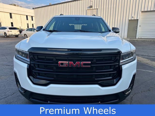 2023 Gmc Acadia SLE photo 3
