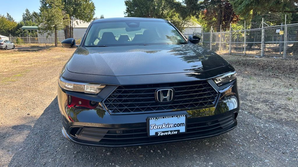 2025 Honda Accord Hybrid EX-L photo 2