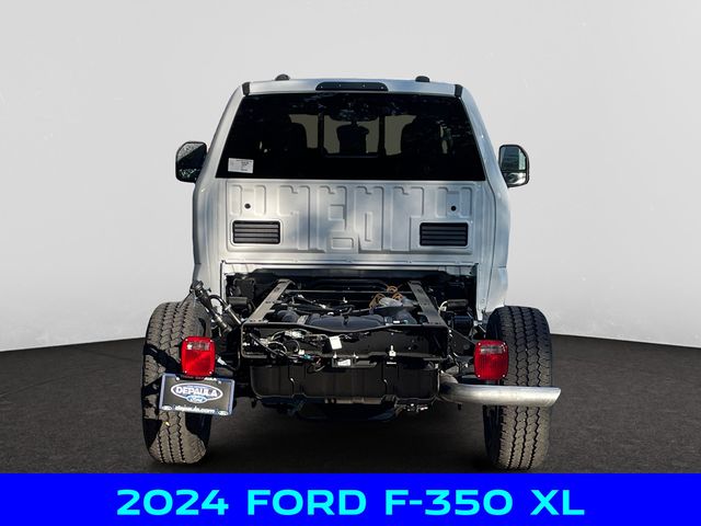 2024 Ford F-350 XL photo 4