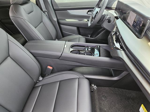 2025 Nissan Murano SL photo 8