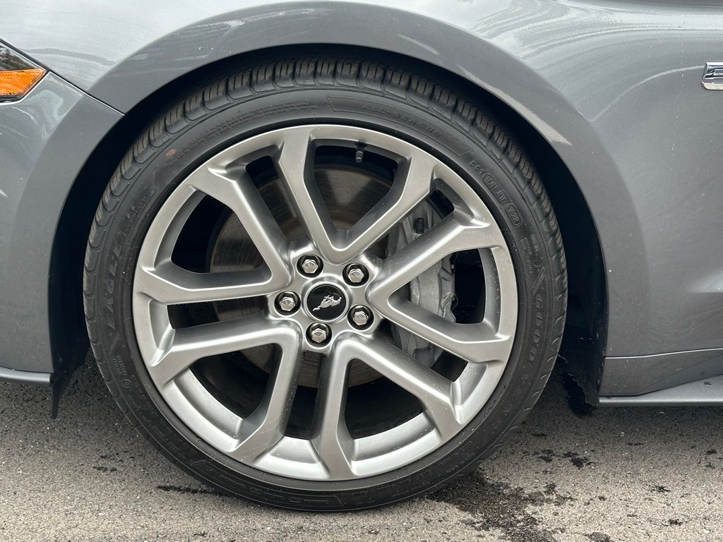 2022 Ford Mustang GT Premium photo 11