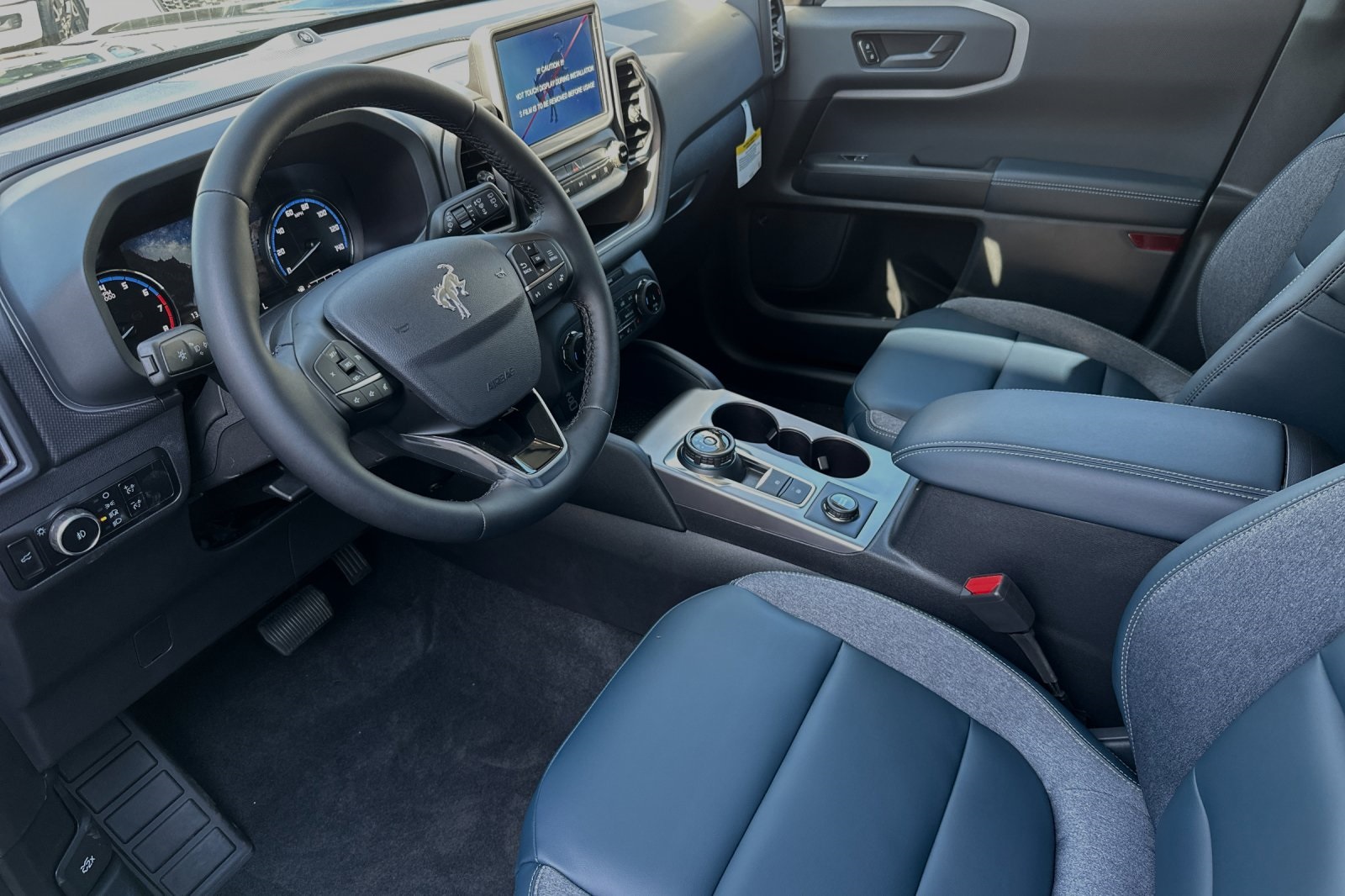 2024 Ford Bronco Sport Outer Banks photo 6