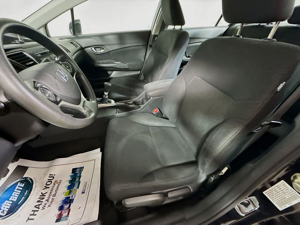 2013 Honda Civic LX photo 14