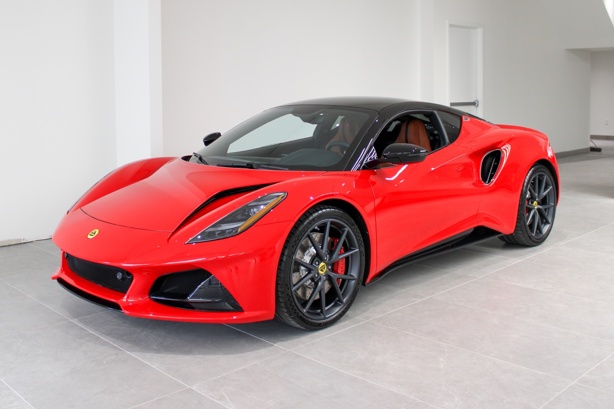 New 2025 Lotus Emira V6's photo