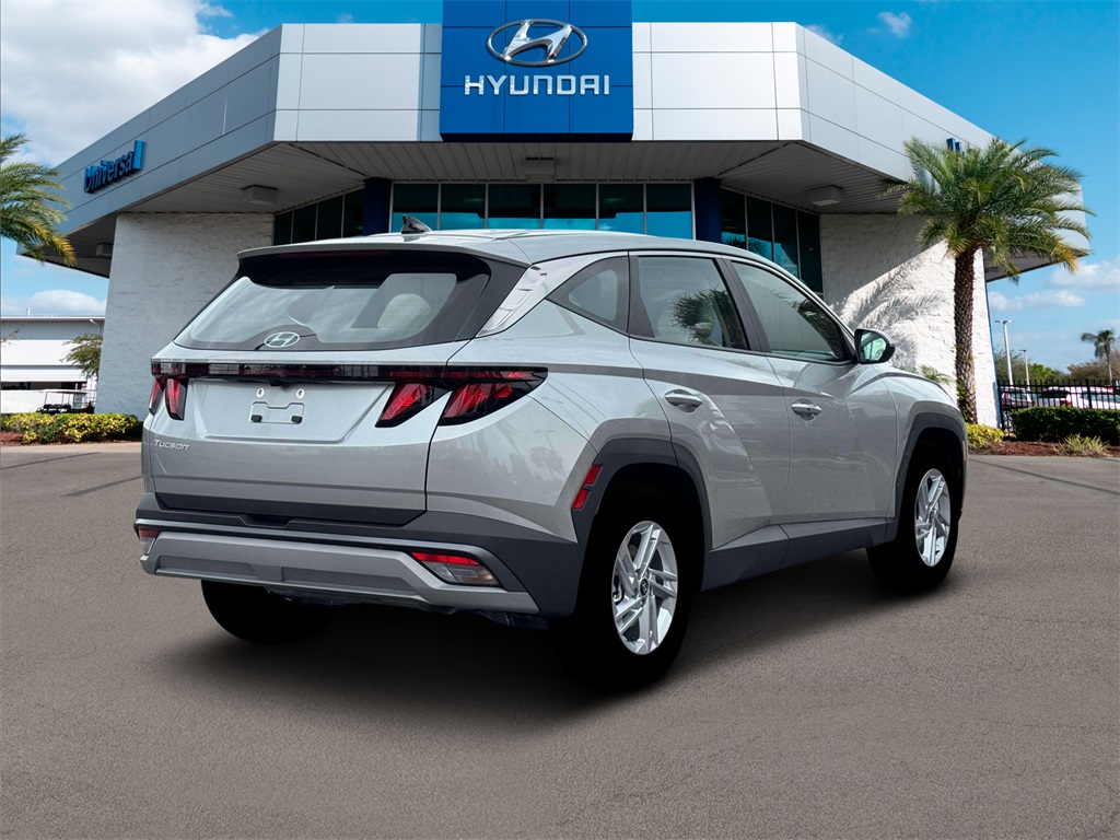 2026 Hyundai Tucson SE photo 4