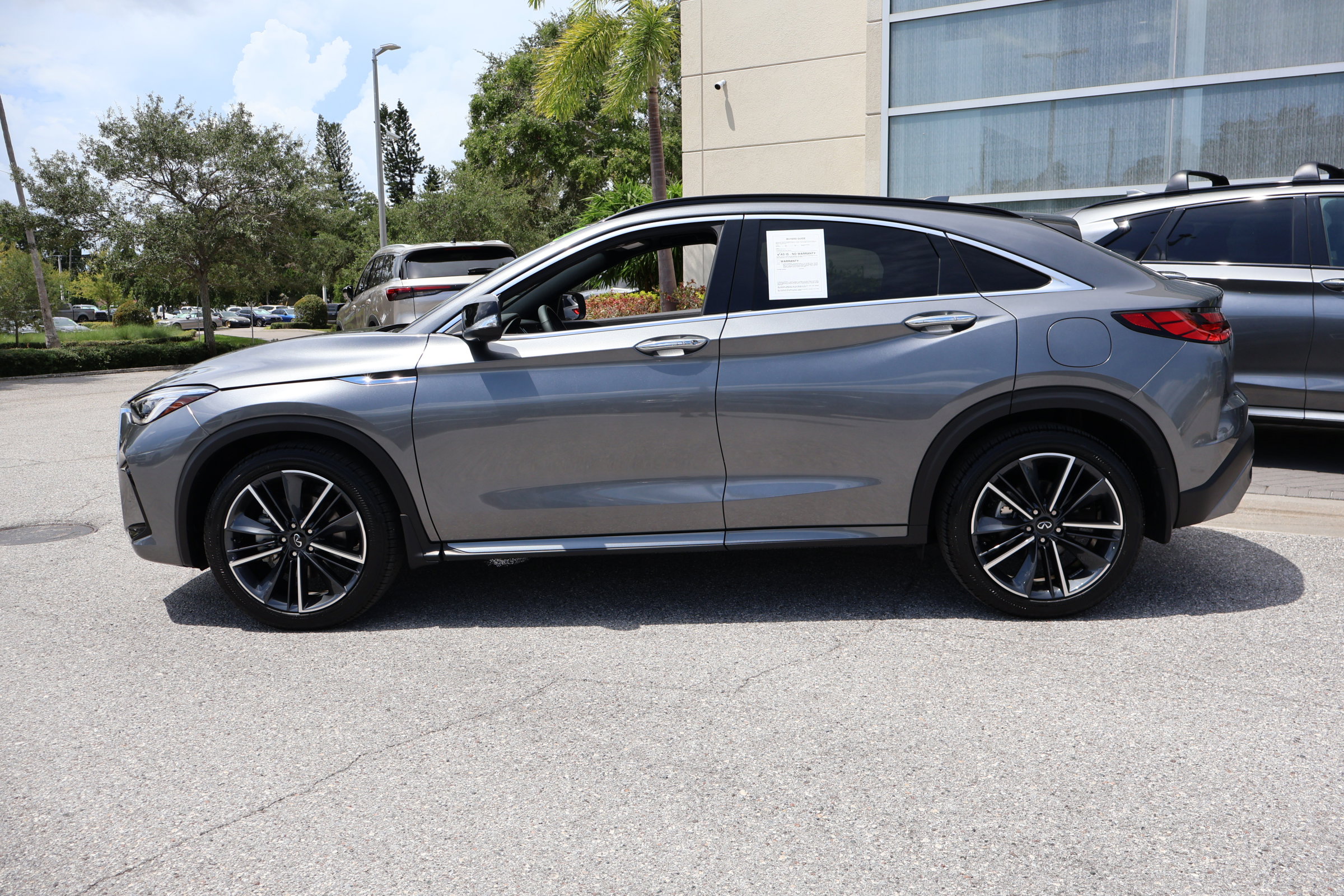 2025 Infiniti QX55 Essential photo 6