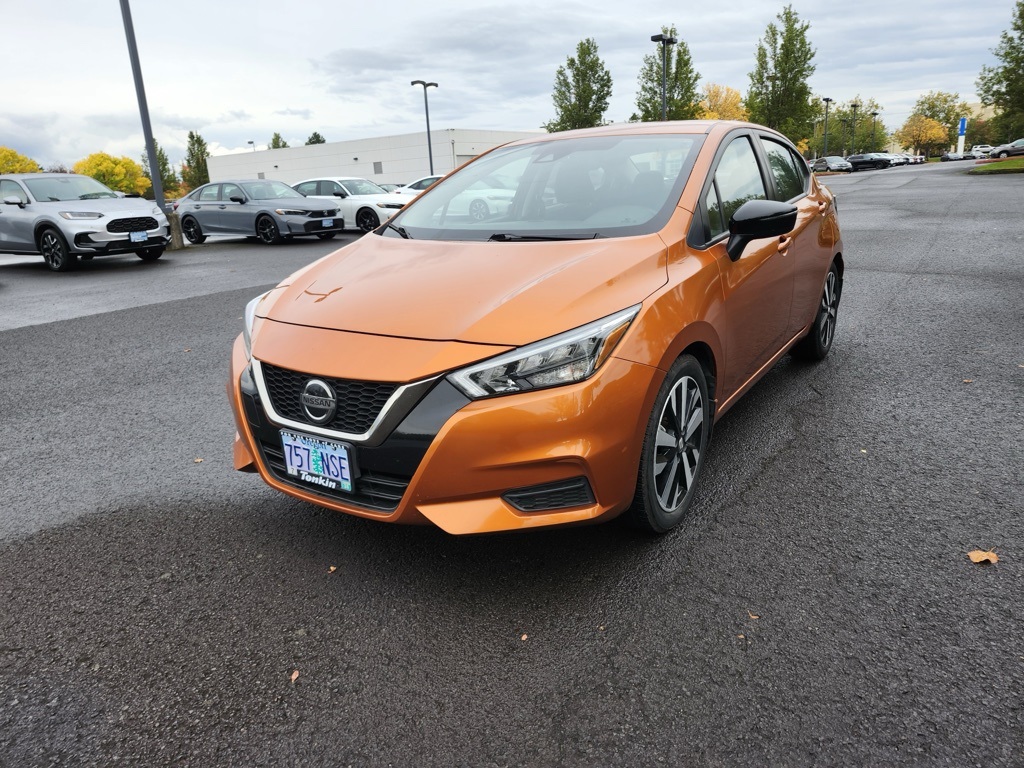 2022 Nissan Versa 1.6 SR photo 3