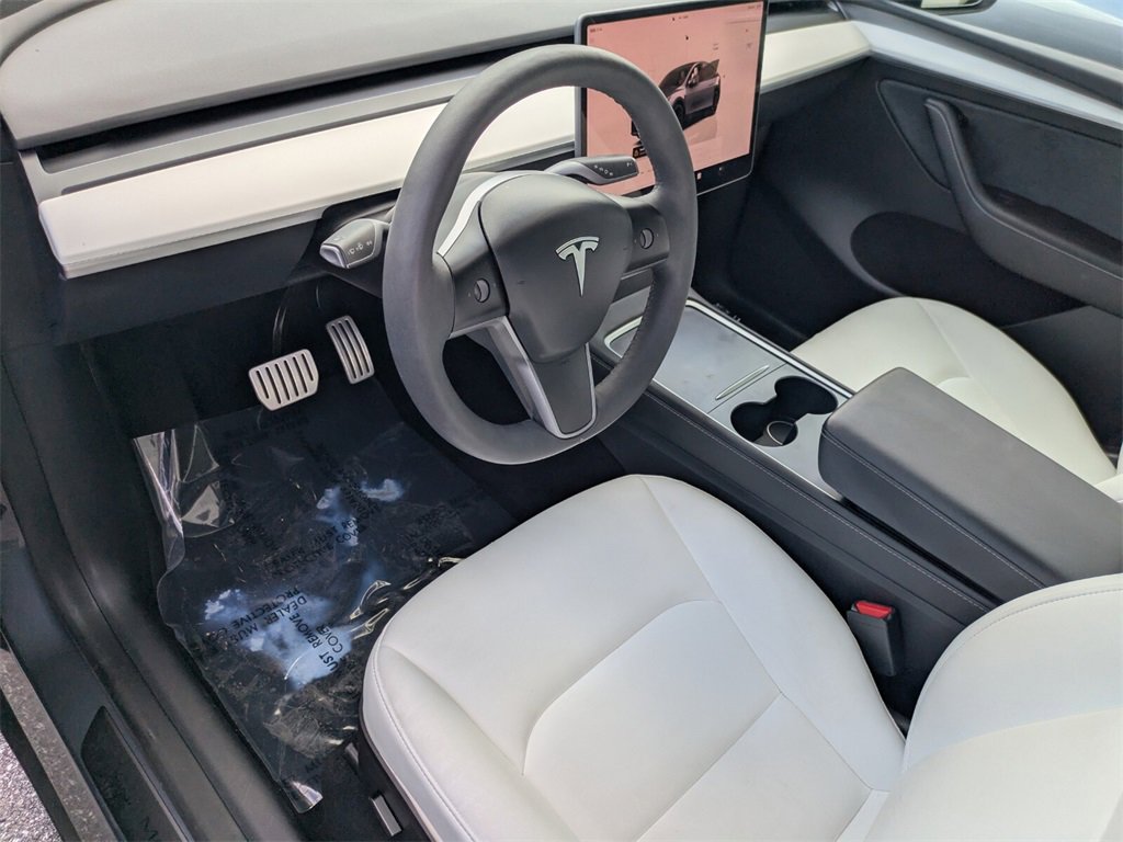 2023 Tesla Model Y Performance photo 9