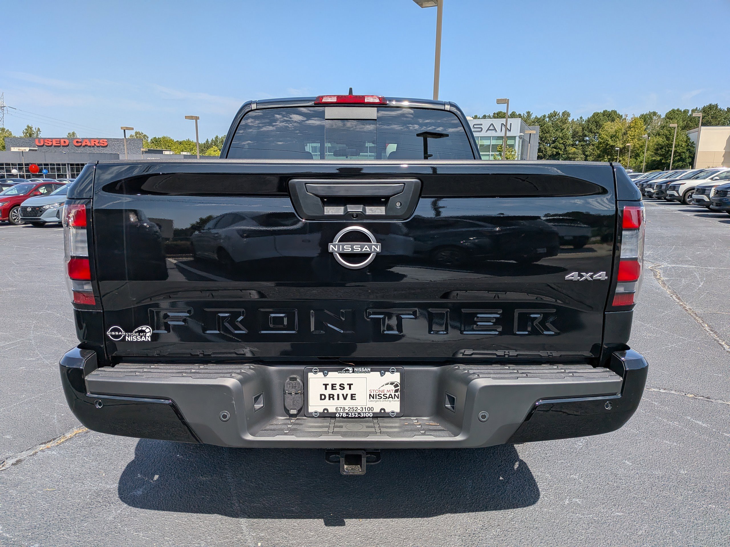 2025 Nissan Frontier Crew Cab SV photo 4
