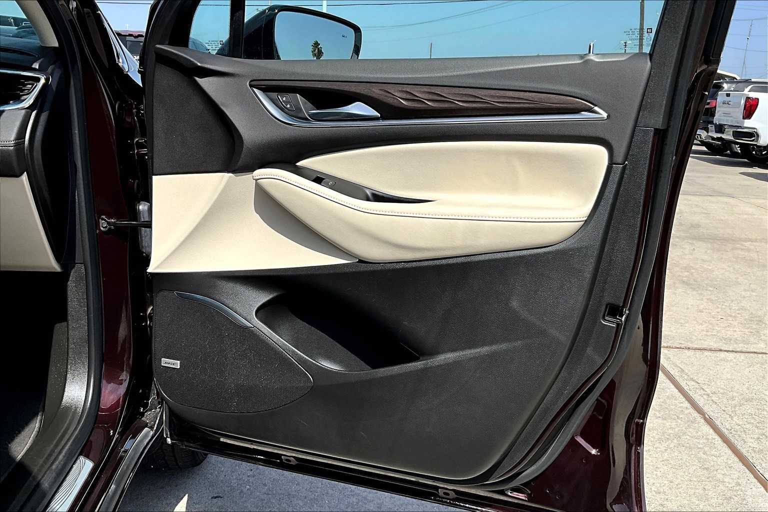 2023 Buick Enclave Avenir photo 21