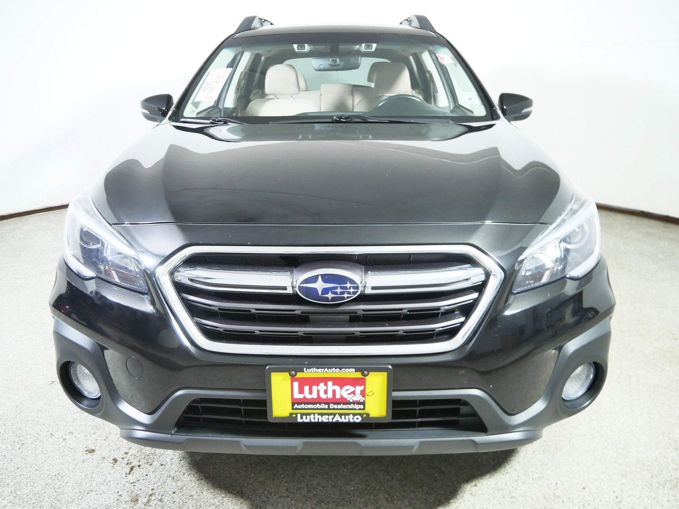 Used 2018 Subaru Outback Premium with VIN 4S4BSAFC6J3265625 for sale in Waite Park, Minnesota