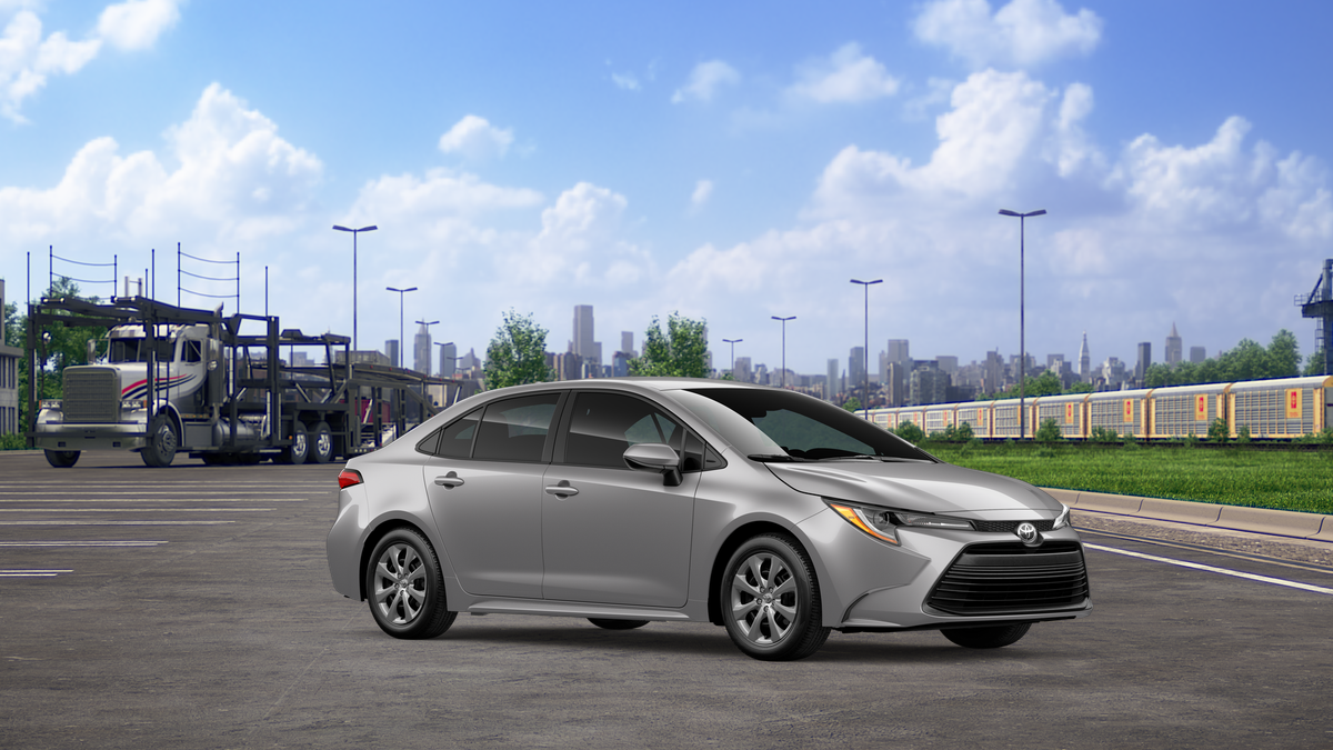 2026 Toyota Corolla LE photo 5