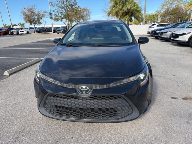 2020 Toyota Corolla LE photo 2