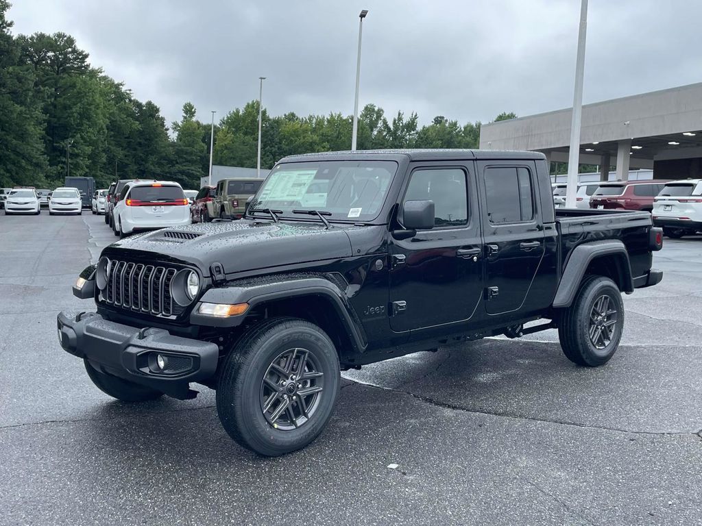 2025 Jeep Gladiator Sport S photo 3