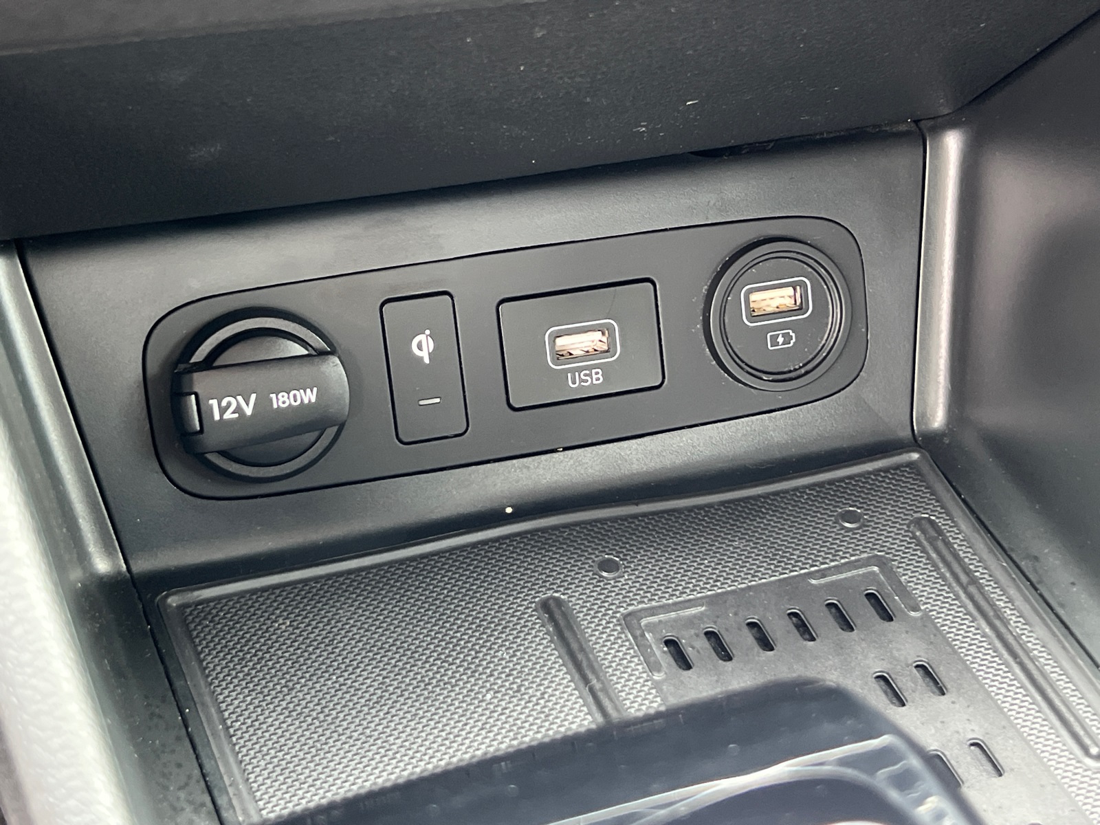 2022 Hyundai Sonata Hybrid SEL photo 28