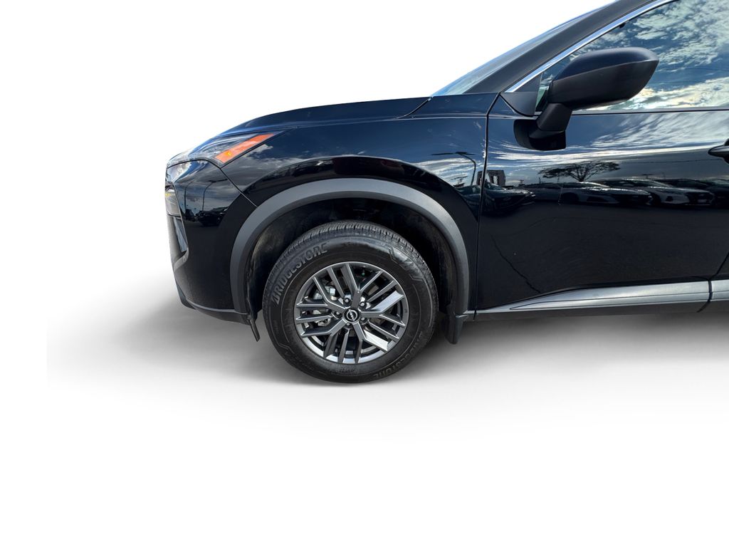 2025 Nissan Rogue S photo 22