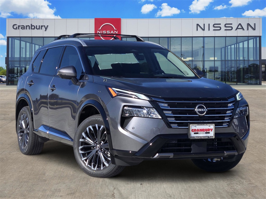 2026 Nissan Rogue Platinum's photo