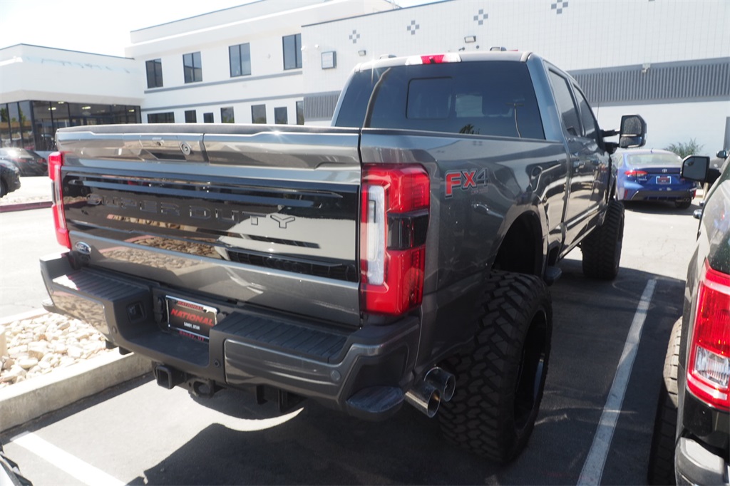 2025 Ford F-350 photo 3