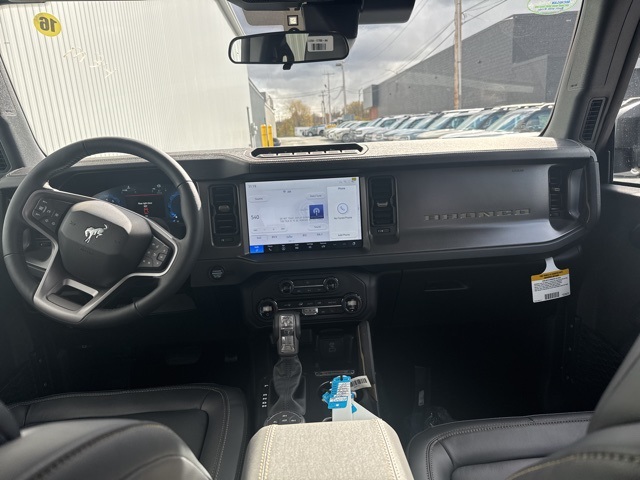 2025 Ford Bronco Badlands photo 4