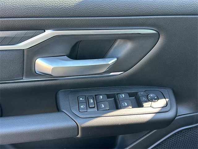 2025 Ram 1500 Big Horn Lone Star photo 11