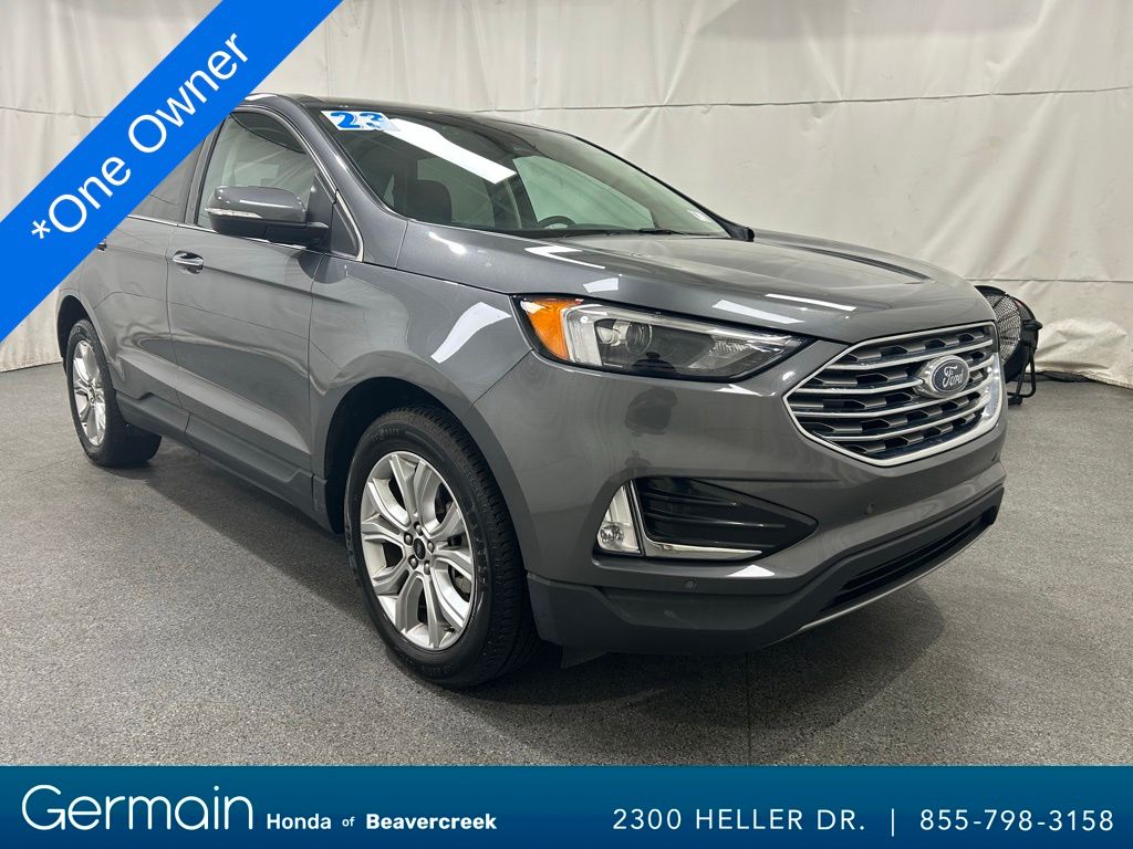 2023 Ford Edge Titanium's photo