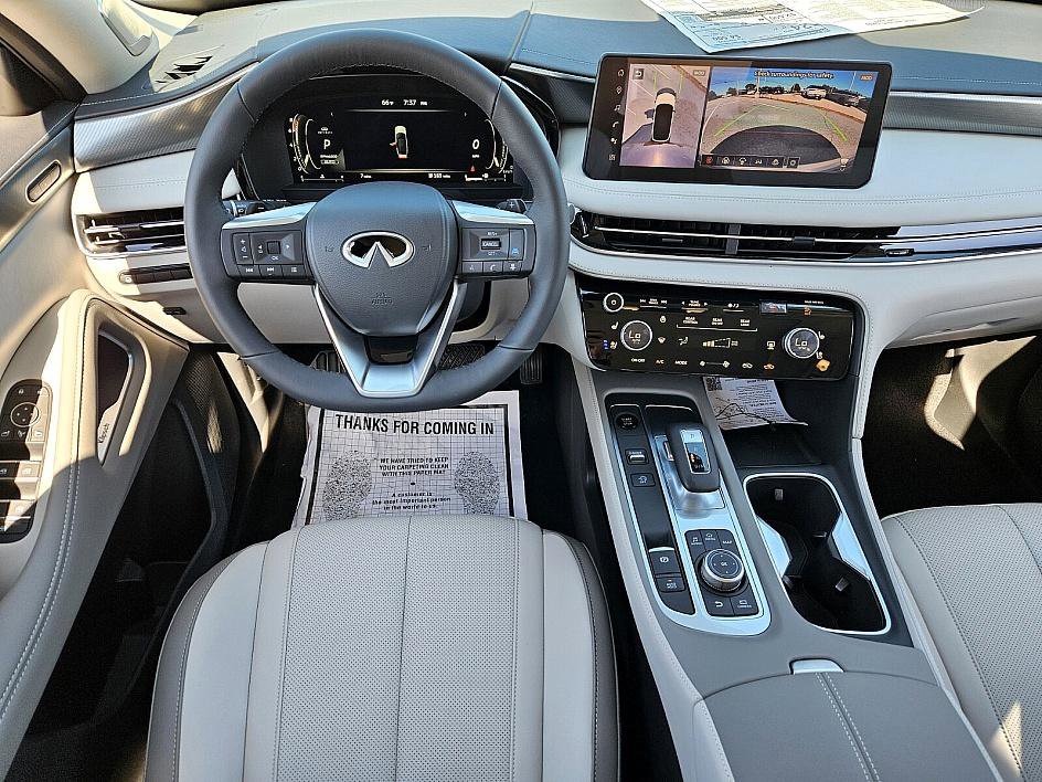 2026 Infiniti QX60 Luxe photo 9