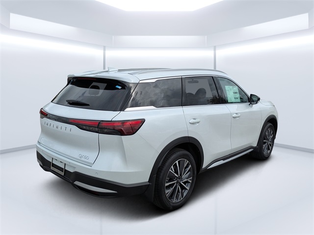 2026 Infiniti QX60 Luxe photo 3