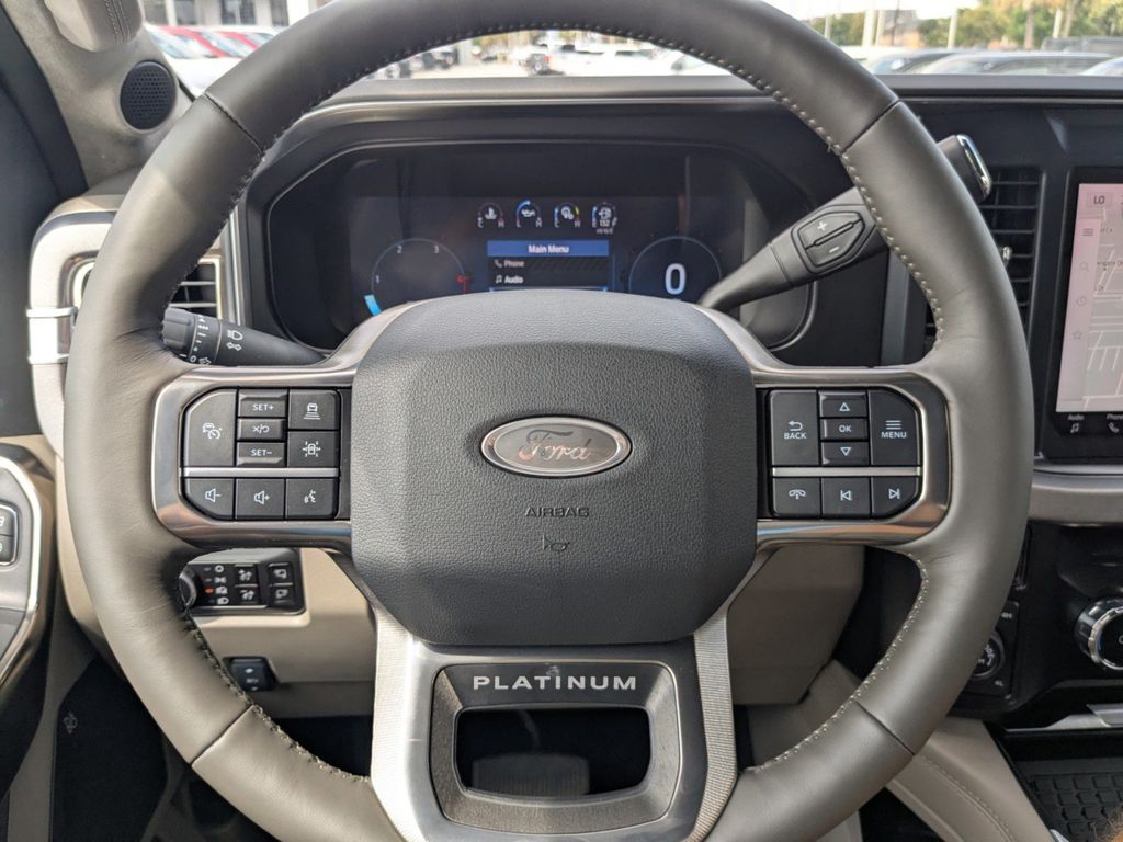 2025 Ford F-250 Platinum photo 29