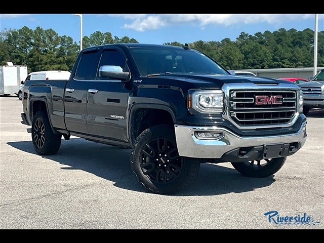 2018 GMC Sierra 1500 SLE's photo