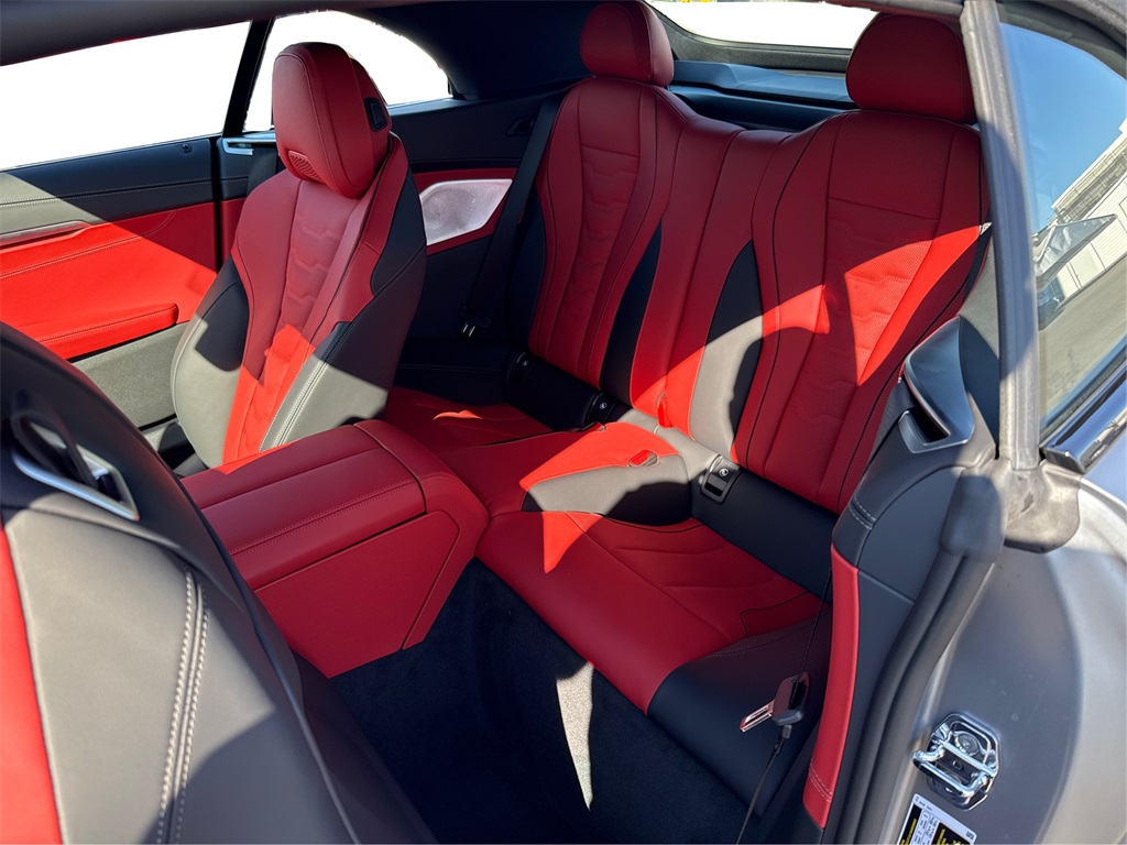 2026 Bmw M850i xDrive photo 9