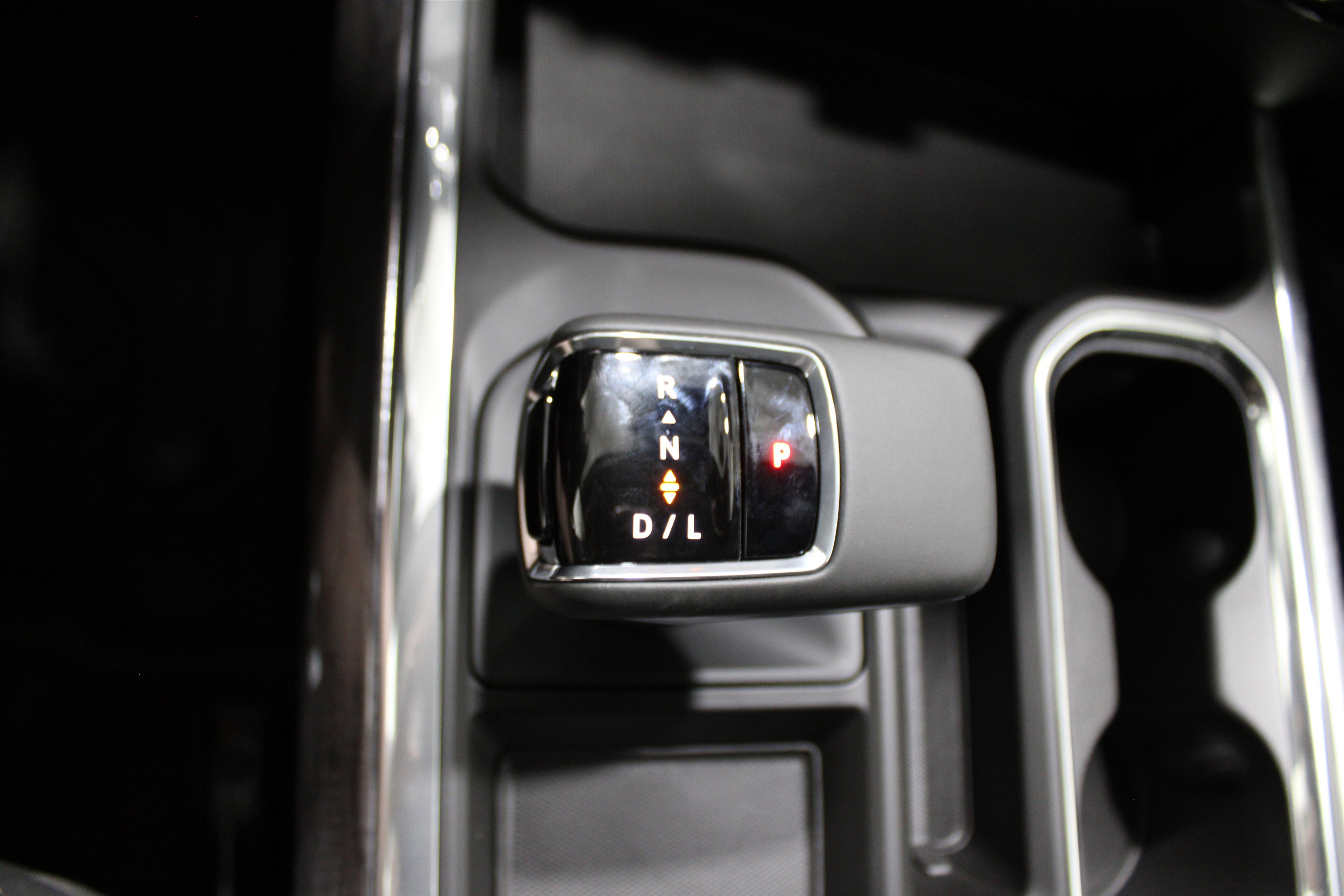 2026 Chevrolet Silverado 1500 LTZ photo 9