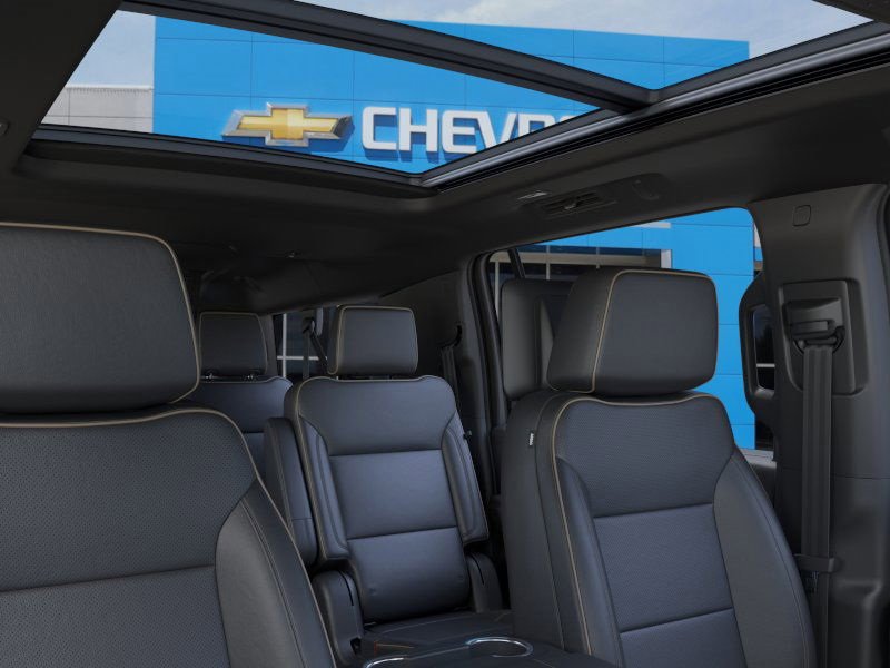 2025 Chevrolet Suburban Premier photo 23