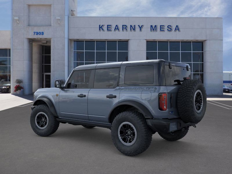 2025 Ford Bronco Badlands photo 3