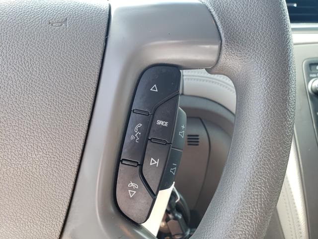 2017 Chevrolet Traverse LS photo 21
