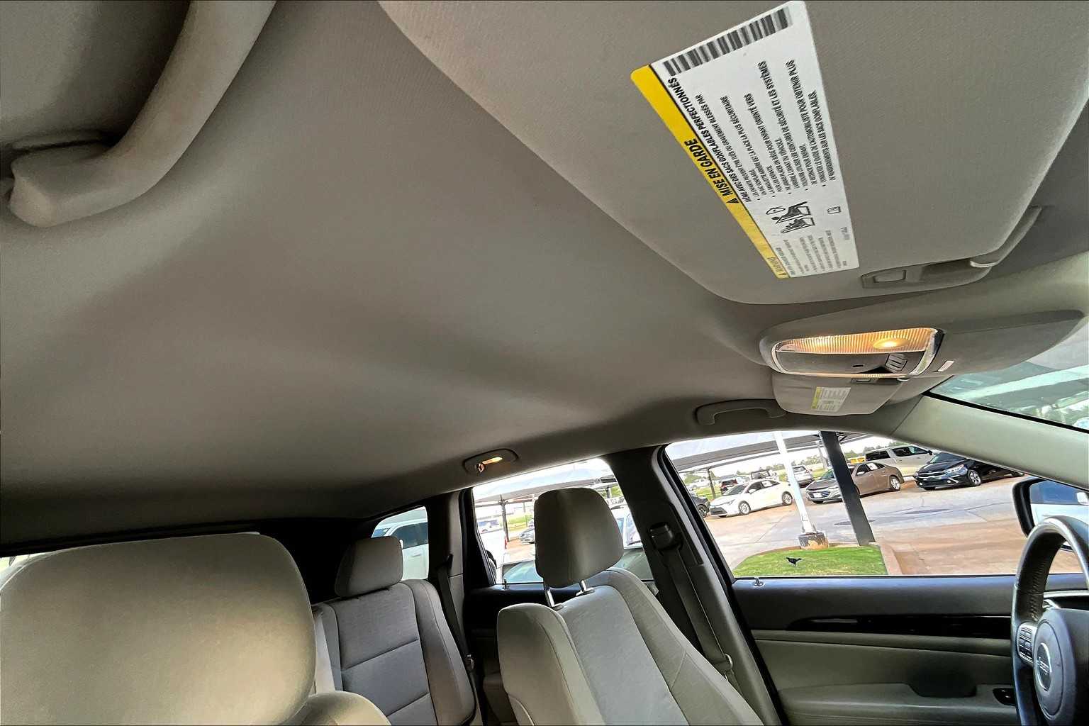 2012 Jeep Grand Cherokee Laredo photo 14