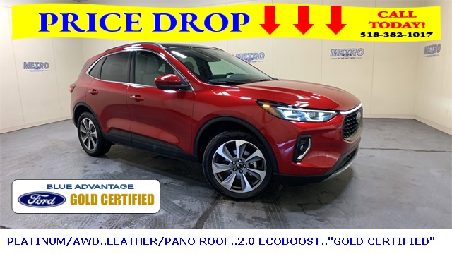 2023 Ford Escape Platinum's photo