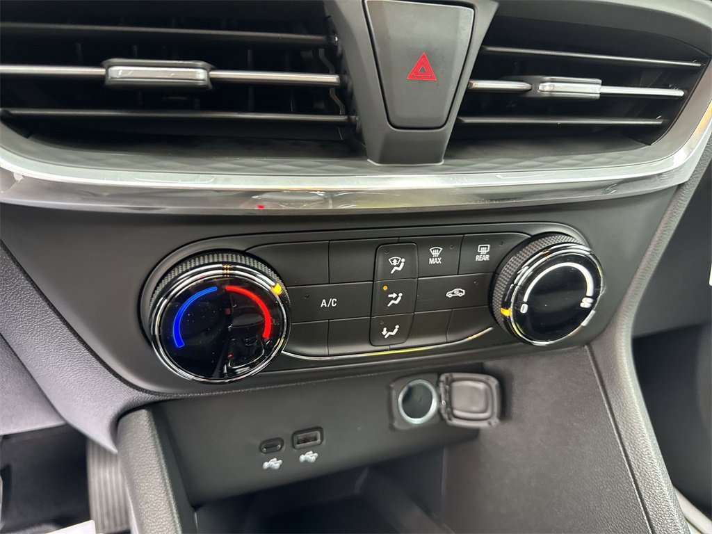 2026 Buick Encore GX Preferred photo 17