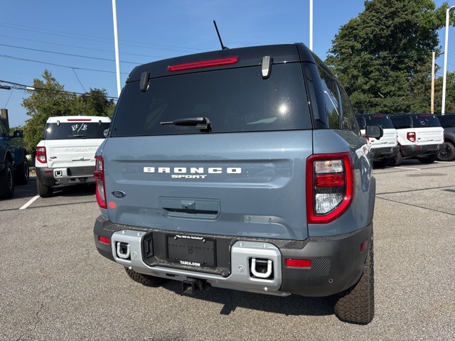 2025 Ford Bronco Sport Outer Banks photo 4
