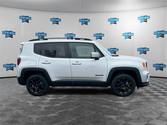 2021 Jeep Renegade Latitude photo 3