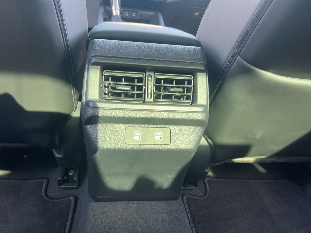 2023 Honda Accord Touring photo 32