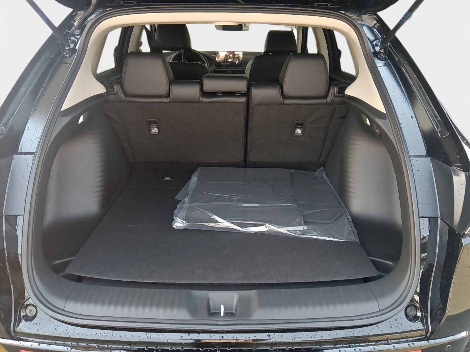 2026 Honda HR-V EX-L photo 25