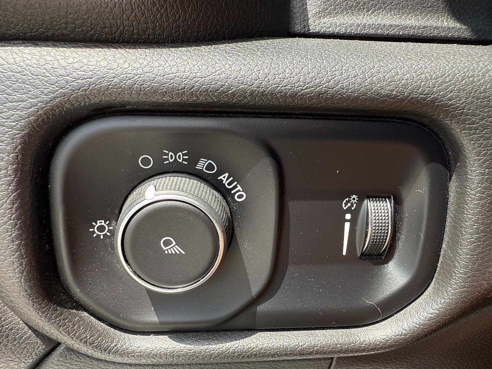 2022 Ram 2500 Tradesman photo 27