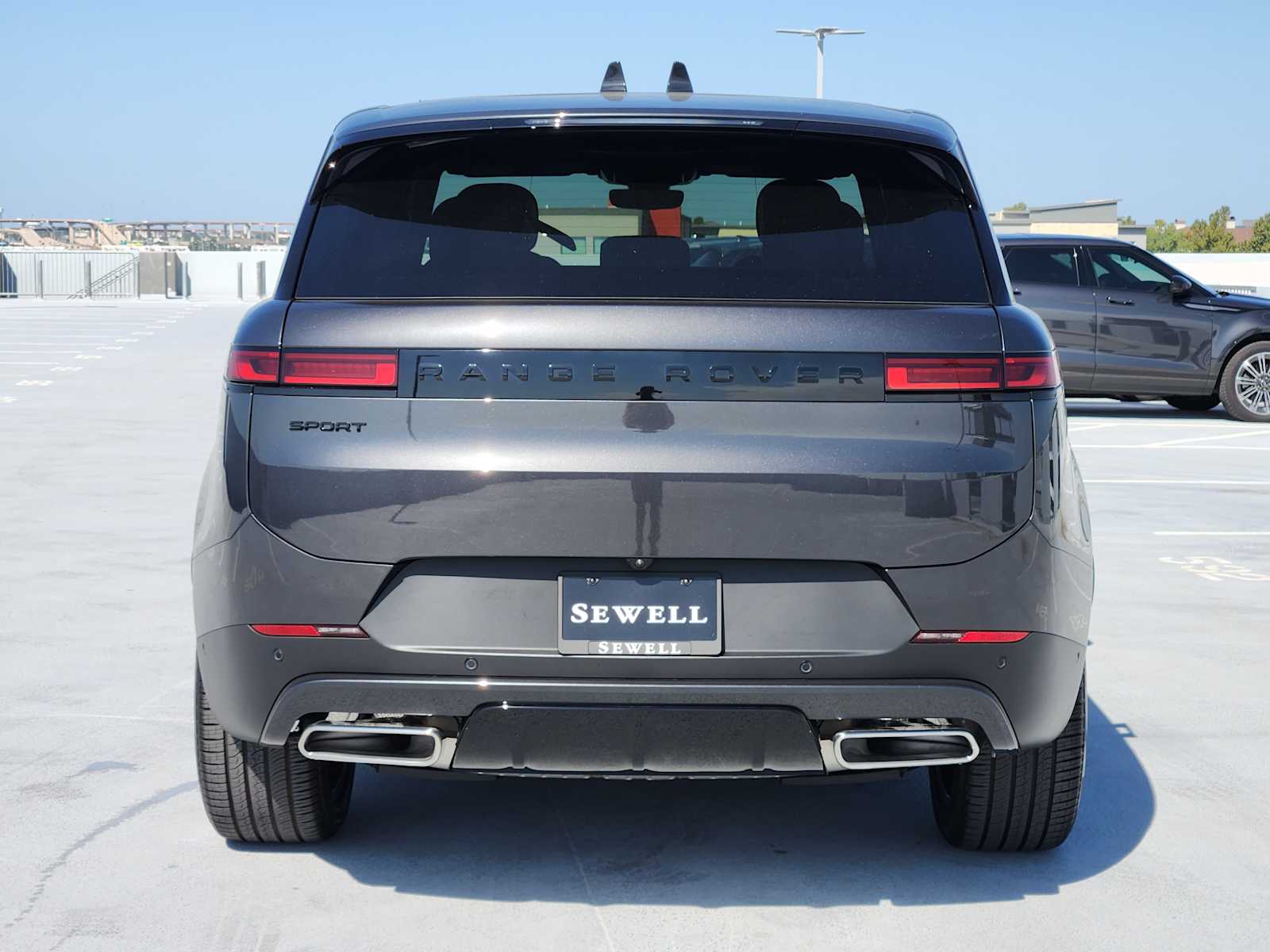 2025 Land Rover Range Rover Sport SE photo 6