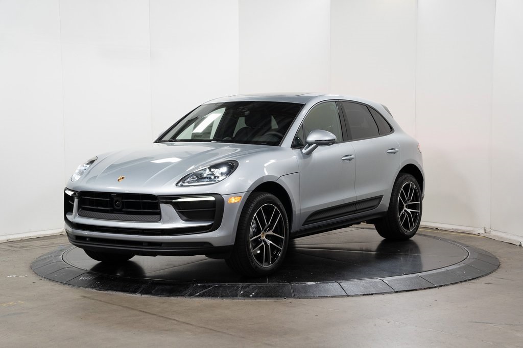 2024 Porsche Macan Base