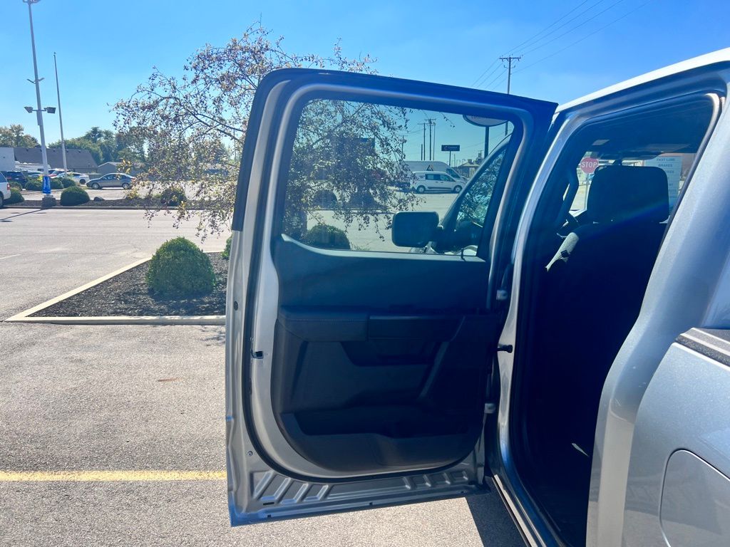 2025 Ford F-150 STX photo 18