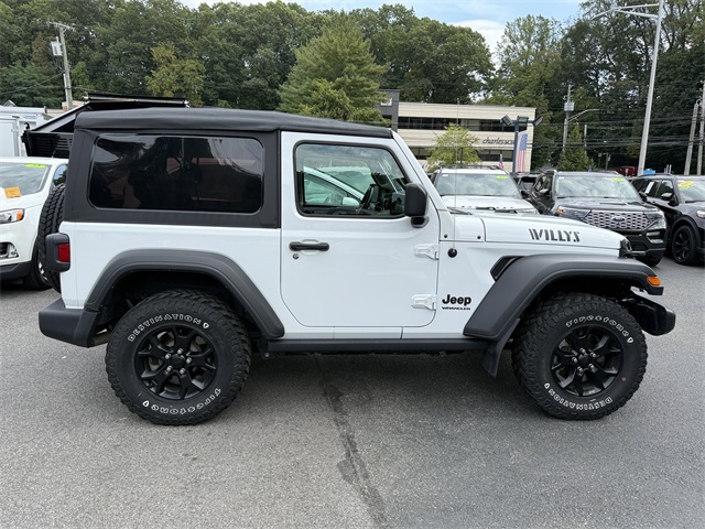 2021 Jeep Wrangler Willys photo 3