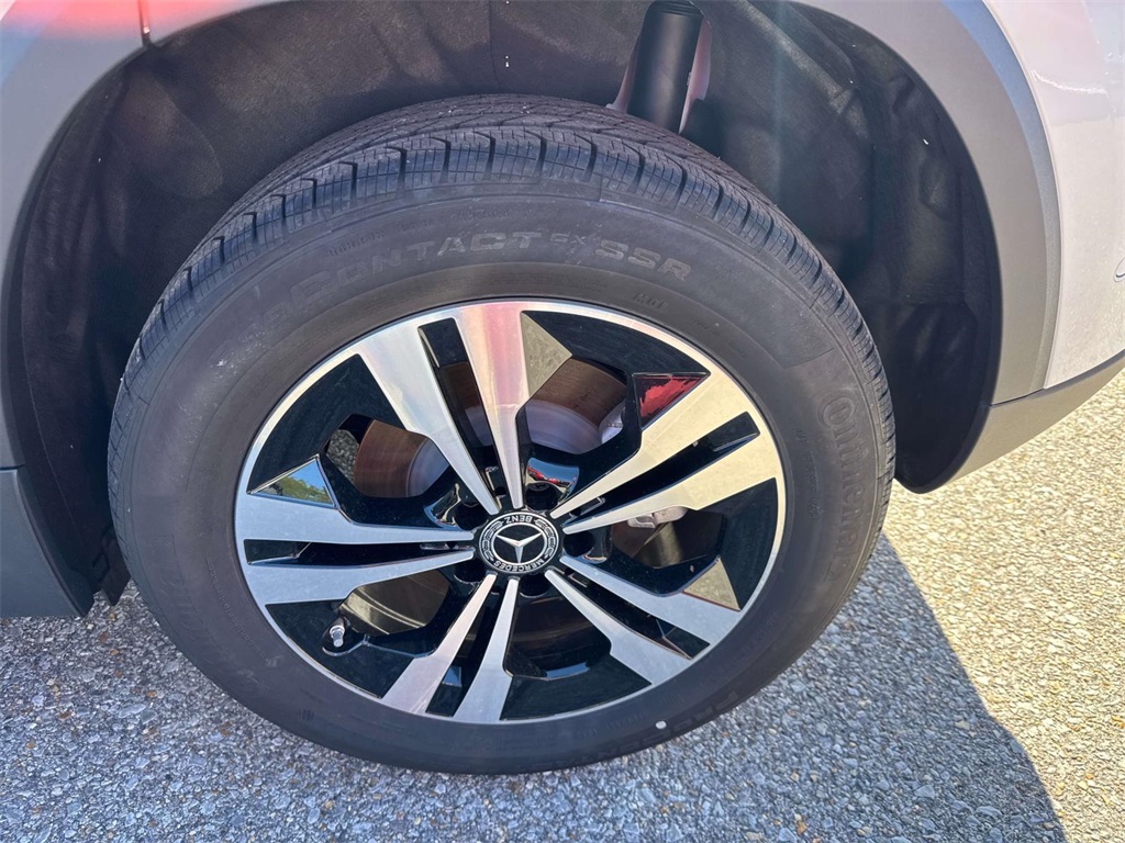 2026 Mercedes Benz GLA 250 photo 3