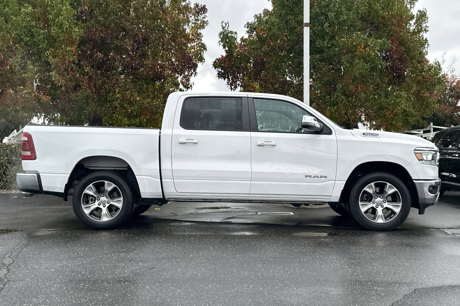 2023 Ram 1500 Laramie photo 3