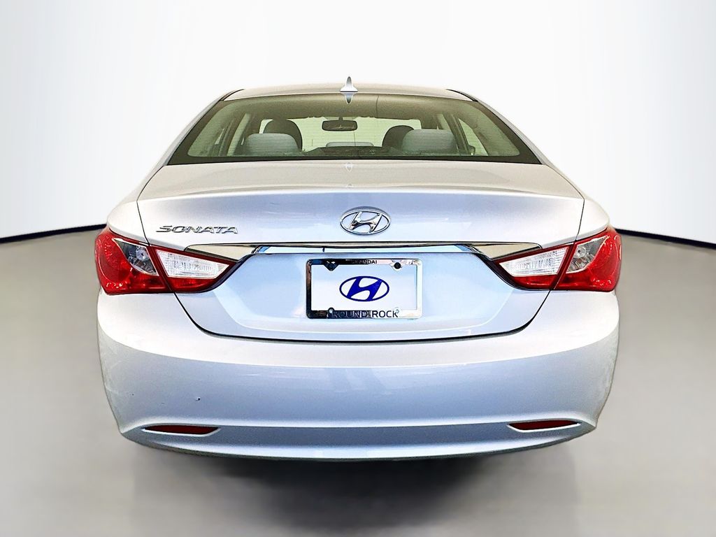 2011 Hyundai Sonata GLS photo 6